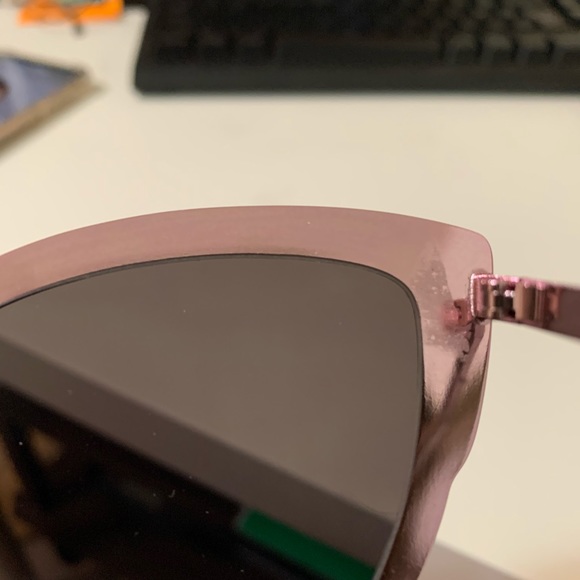 COPY - Quay Australia Shades - Picture 5 of 5